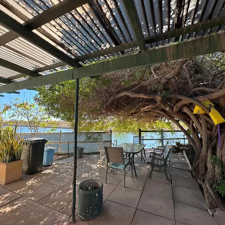Pelican Point Waterfront Resort Carnarvon Exterior photo