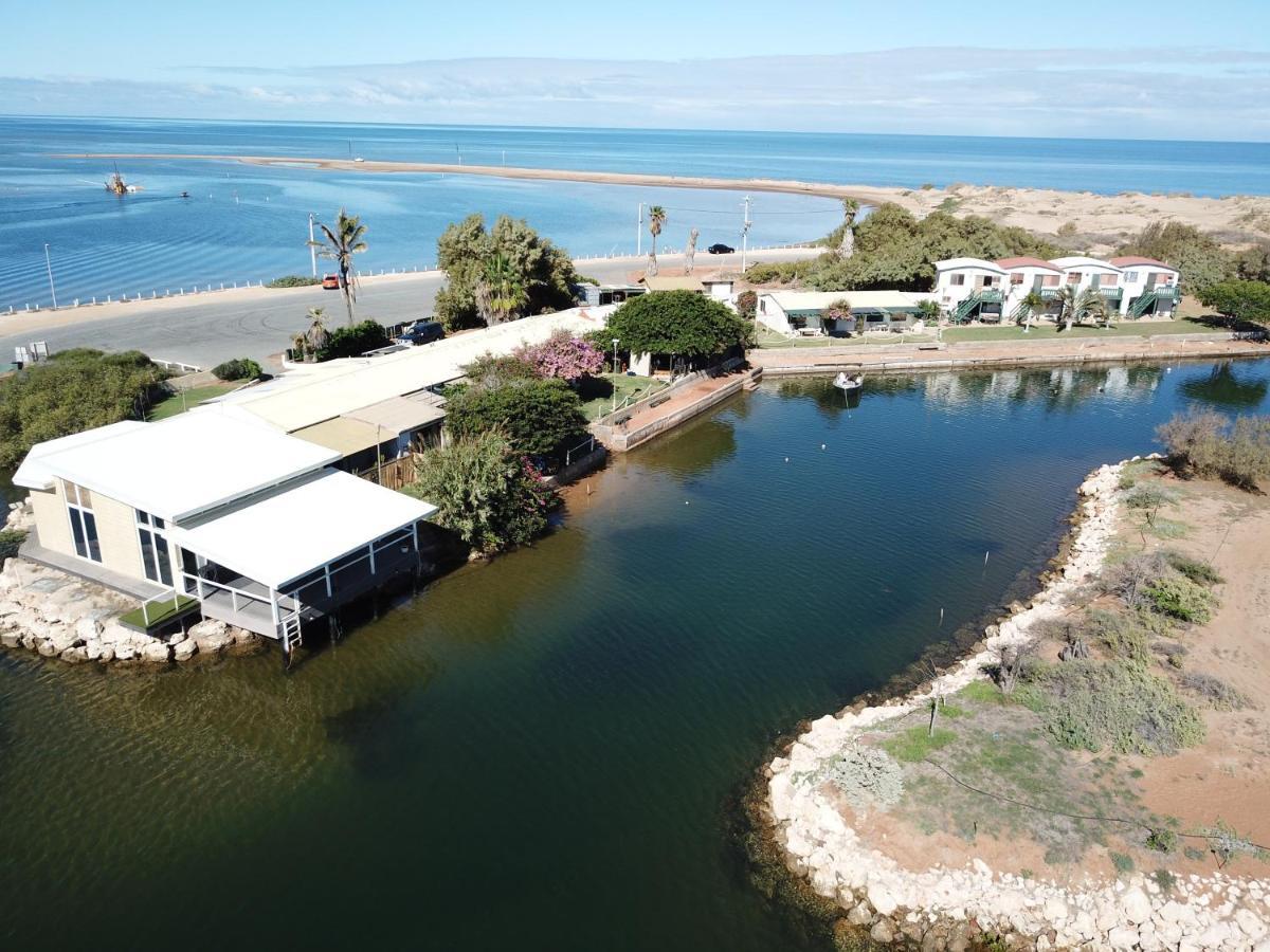 Pelican Point Waterfront